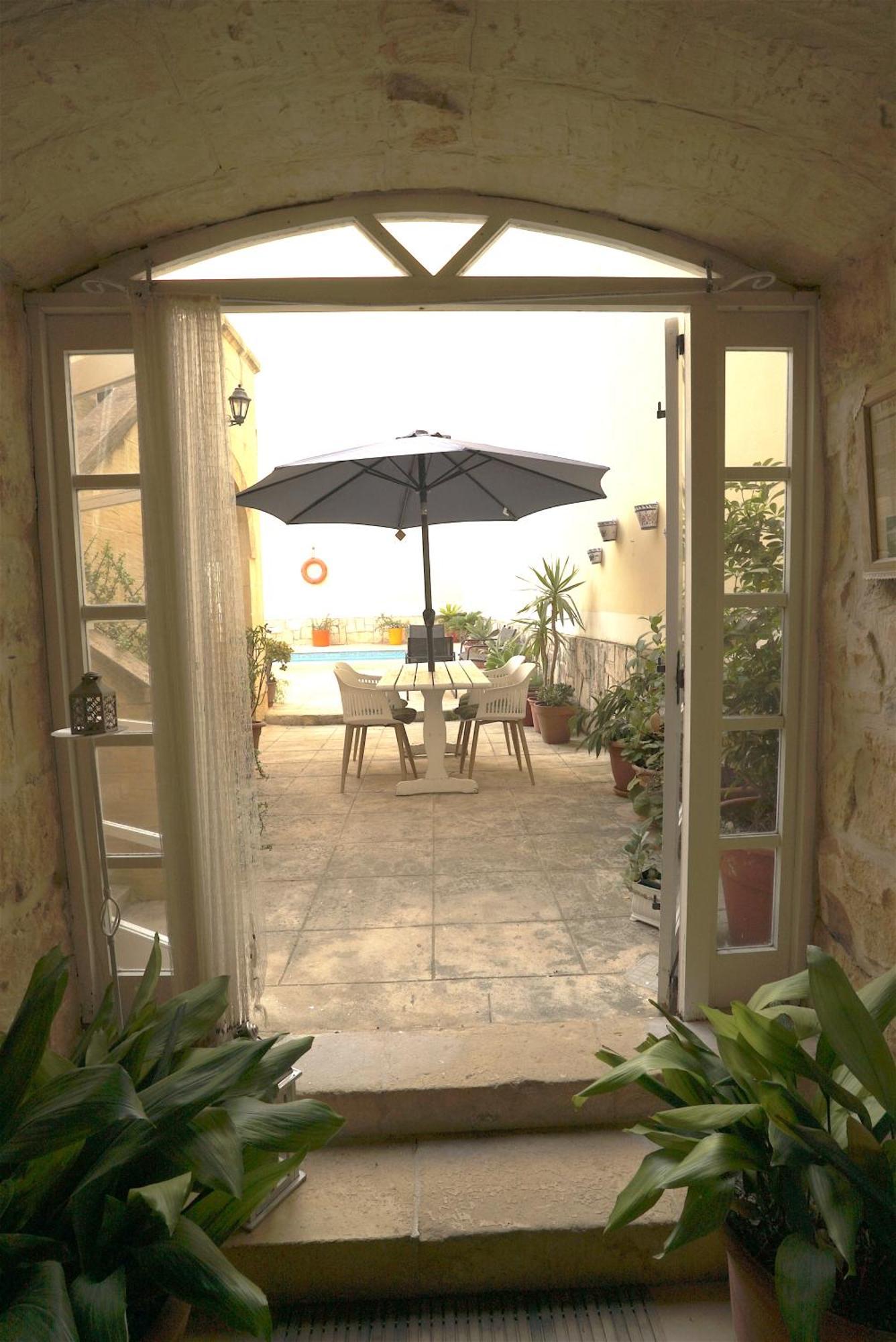 'l'artiste' Farmhouse Gozo